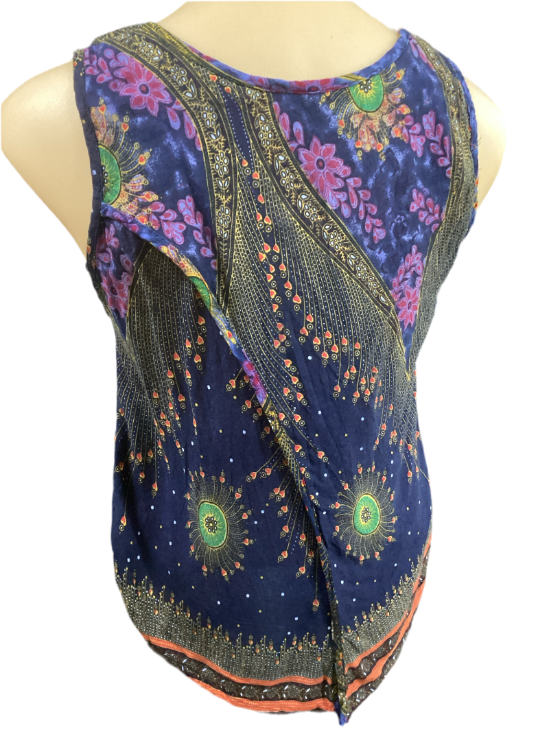 Ladies summer Rayon Top Size Medium-Hand Picked Imports