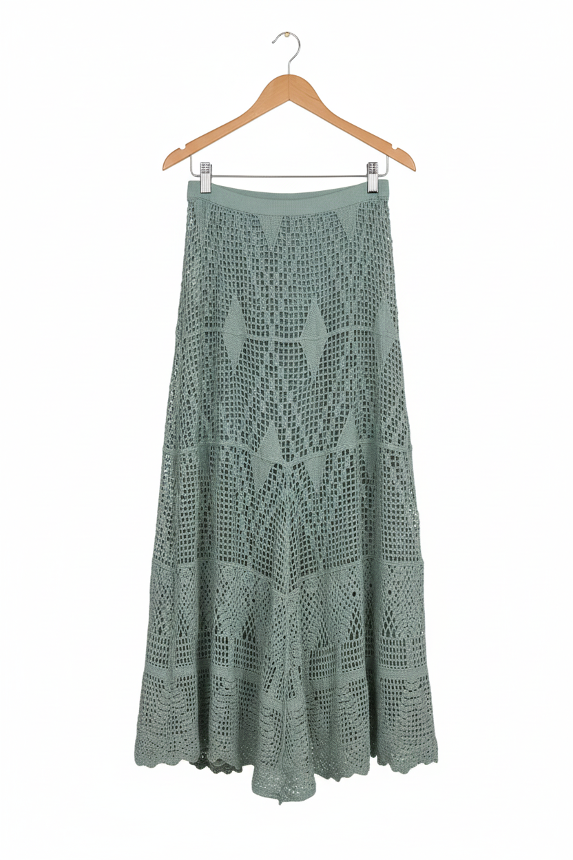 Ladies Long Green Lace Skirt Size 10 to 14-Hand Picked Imports